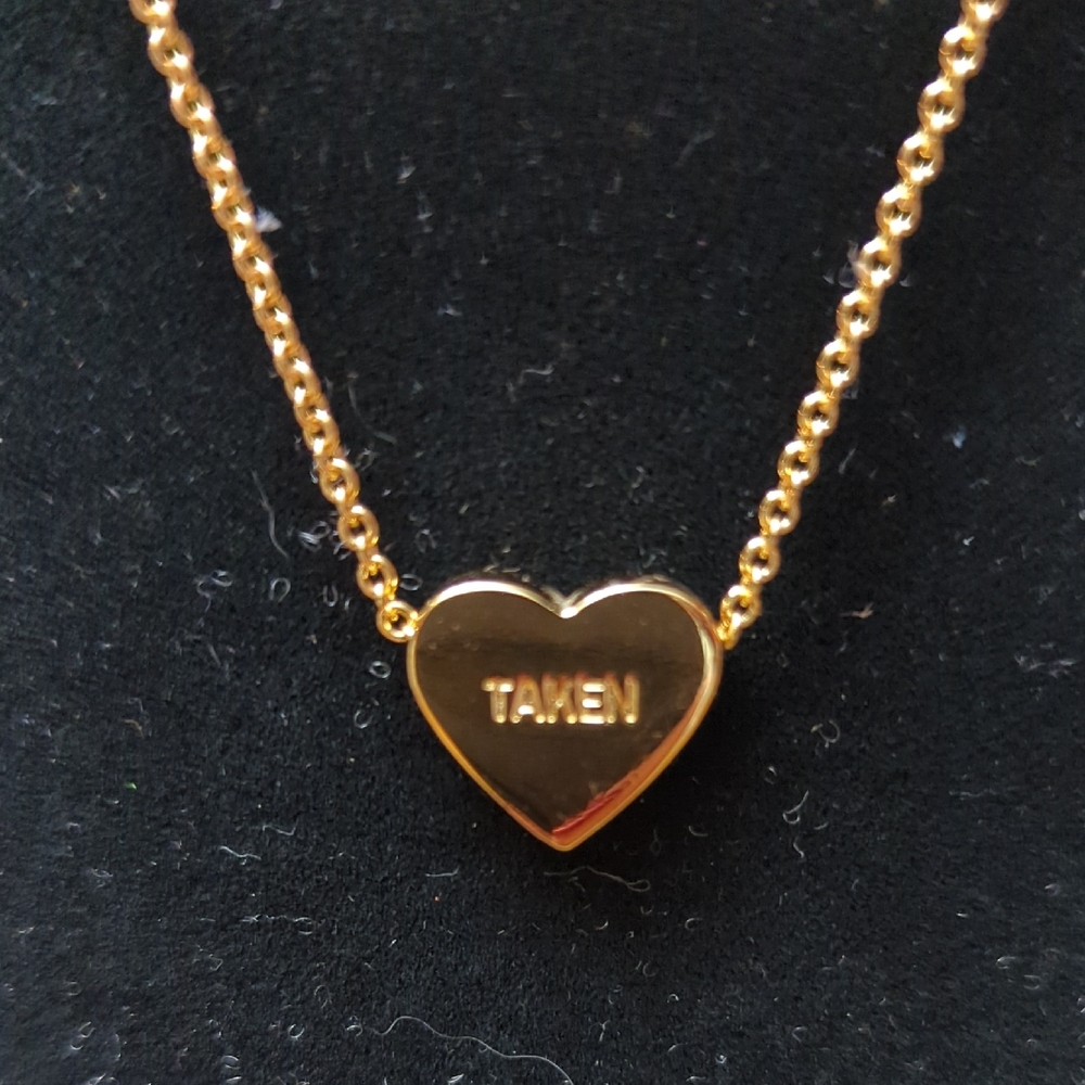 NWT (#327) Kate Spade Gold Heart TAKEN/SINGLE Necklace